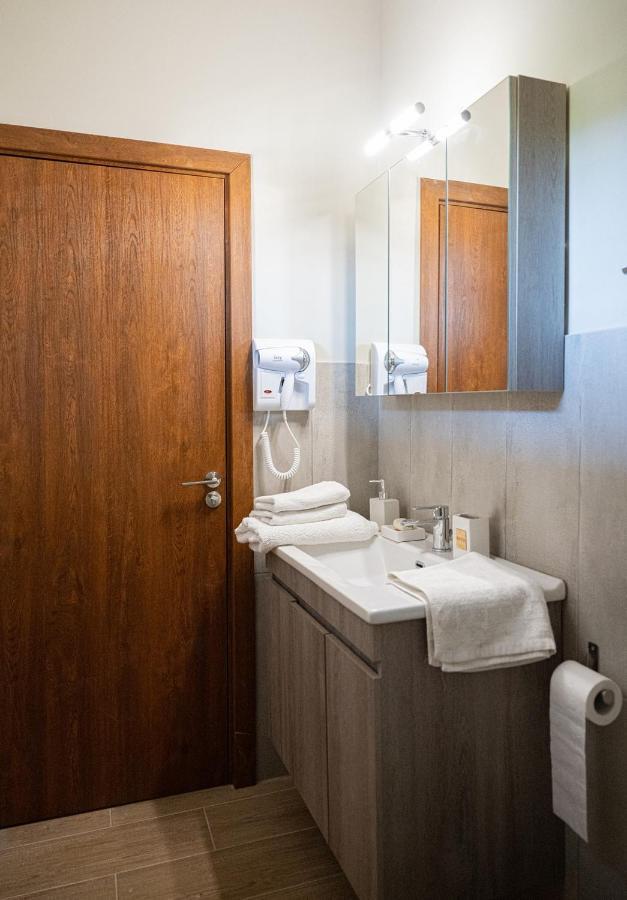 Este Luxury Apartments 크리오피지 외부 사진