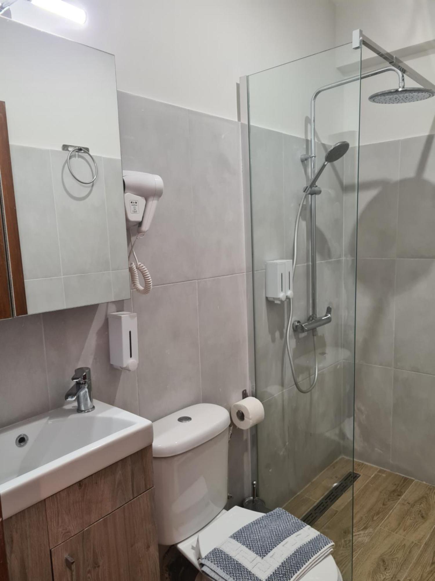 Este Luxury Apartments 크리오피지 외부 사진